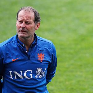 Netherlands appoint Blind to replace Hiddink as coach