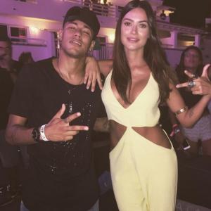 PHOTOS: Neymar makes the most of his holidays