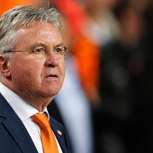 Guus Hiddink steps down as Netherlands coach