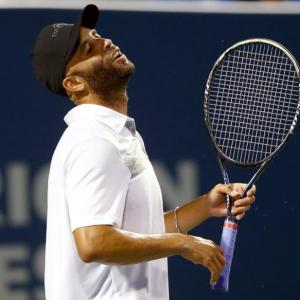 Ex-US tennis star Blake mistakenly slammed to ground, handcuffed by NYPD