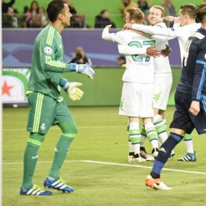 Champions League PIX: Wolfsburg shock Real; City draw against PSG
