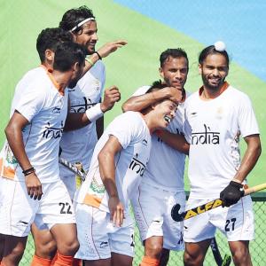 Hockey: India survive late onslaught to beat Argentina