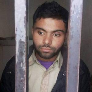 Kohli's Pakistani fan who hoisted tricolour granted bail