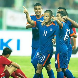 India edge past Afghanistan to lift SAFF Cup for 7th time