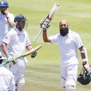 Determined Amla returns to form as England made to toil