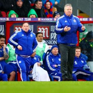 No more short-term managers, Hiddink tells Chelsea