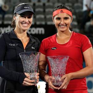 Sania-Hingis reign in Sydney after 30th straight win