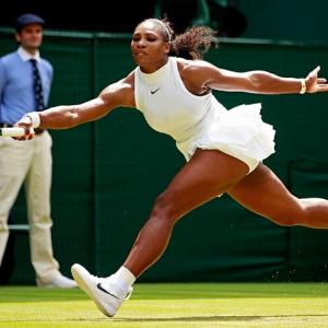 Wimbledon PIX: Serena races past Beck; Tsonga survives, Del Potro out