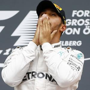 Fans boo Lewis Hamilton on the podium
