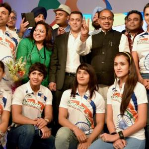 Spotlight on Salman Khan at IOA's Olympic contingent send-off