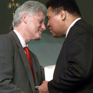 Bill Clinton will give eulogy for Ali at interfaith service