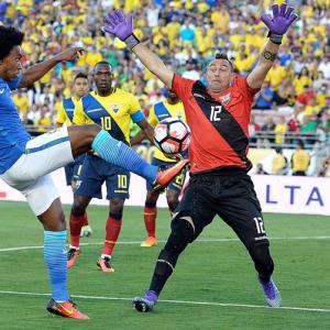 Copa America: Ecuador hold Brazil; Peru sole winners