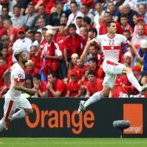 Euro 2016: Schaer header seals Swiss win over 10-man Albania
