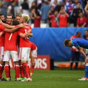 Euro 2016: Bale, Robson-Kanu give Wales 2-1 win over Slovakia