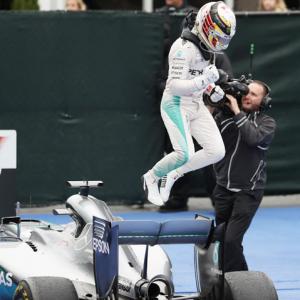Formula One: Hamilton wins fifth Canadian win