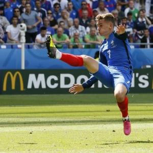 Euro 2016: France's Griezmann spreads wings with perfect timing