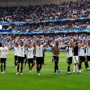 Euro 2016: Germany beat Italy in epic penalty shootout