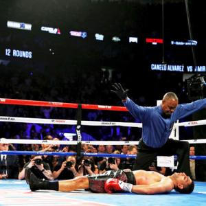 WBC middleweight boxing: Khan knocked out by Alvarez