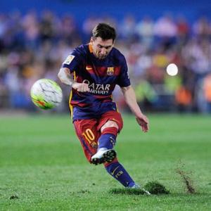 Free-kick maestro Messi equals Koeman's mark at Barcelona