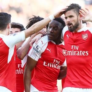 EPL PHOTOS: Arsenal, Everton win; Defoe boosts Sunderland