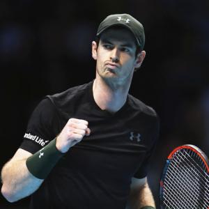 World Tour Finals: Murray eases past Wawrinka to reach semi-finals