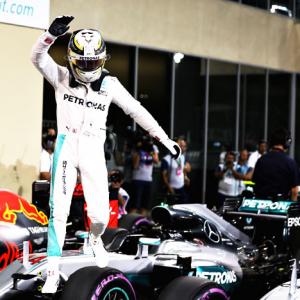 Abu Dhabi GP: Hamilton on pole for F1 title showdown