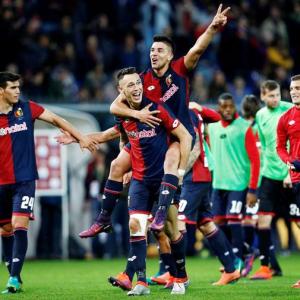 Serie A leaders Juventus blown away by Genoa in half an hour