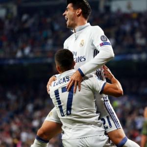 Champions League PIX: Five-star Real hammer Warsaw; Spurs held