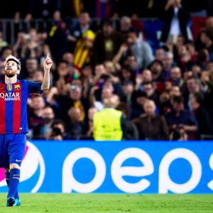 Enrique and Guardiola praise carefree Messi