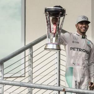 Hamilton takes 50th win at United States GP to stay in title race