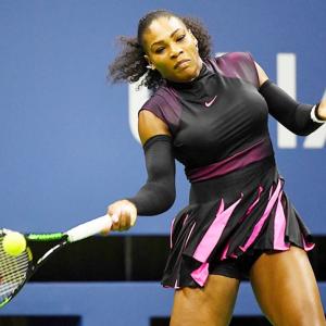 US Open PHOTOS: Williams fights off Halep to reach semis
