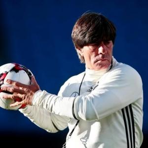 German FA wants to stick with coach Loew past 2018