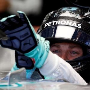 Rosberg storms to pole in Singapore