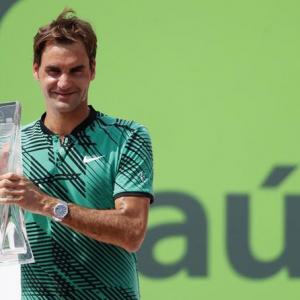 Federer downs Nadal to claim Miami Open final
