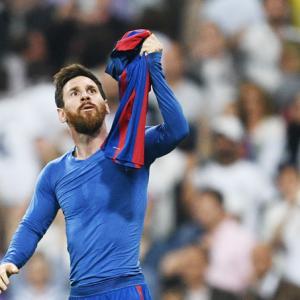 Football Briefs: Argentina want Messi to play less for Barca
