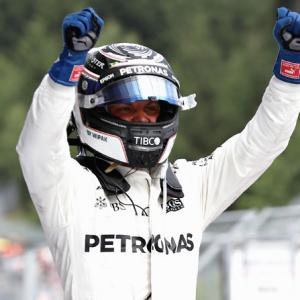 Formula One: Mercedes' Bottas pips Vettel to win Austrian Grand Prix
