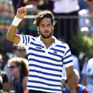 King of Queen's Murray falls in first round as top three seeds exit