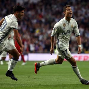 PHOTOS: Real Madrid thrash Sevilla to home in on title