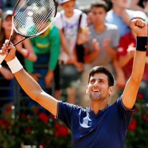 Djokovic eases into Rome semis after rain delay