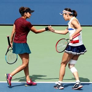 Sania and China's Peng enter US Open semis