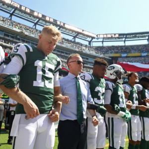Latest on Trump-NFL anthem row: Team owners 'afraid of their players'