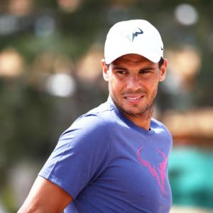 Nadal returns to favourite hunting ground on red soil