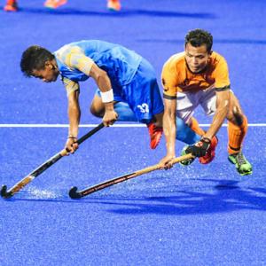 Malaysia knock defending champions India out of Asian Games