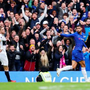 EPL PIX: Chelsea beat Fulham 2-0; Arsenal sink Spurs to go fourth