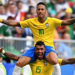 World Cup PHOTOS: Neymar shines as Brazil beat Mexico to reach quarters