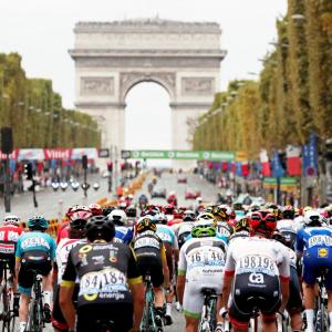 PHOTOS: Breathtaking scenes from the Tour de France!