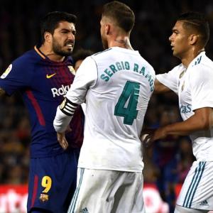 PHOTOS: Real's Bale denies 10-man Barca win in feisty Clasico