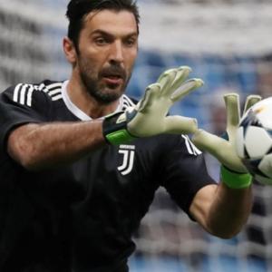 Briefs: Legendary Buffon will play last game for Juve on Saturday