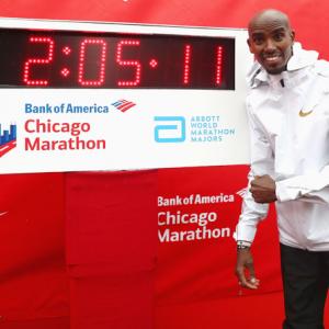 Stunning Farah claims Chicago Marathon for European record