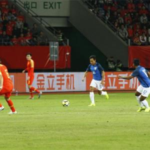 Lippi's China held scoreless by India in 'Earth Derby'